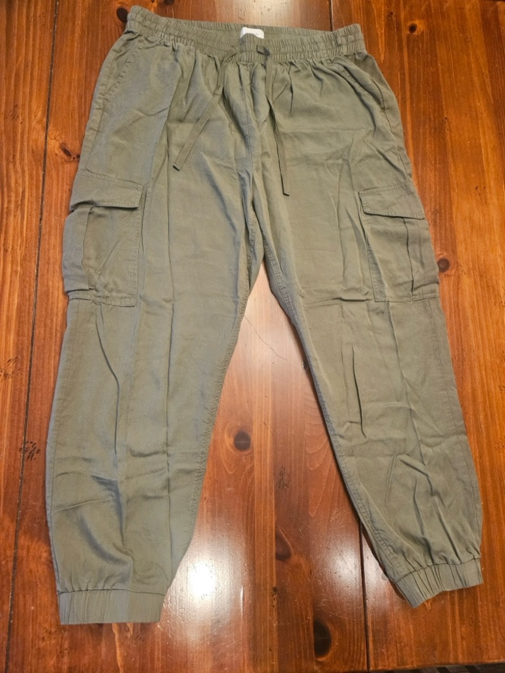 Men's Olive Cargo Jogger Pants - Casual Utility Style